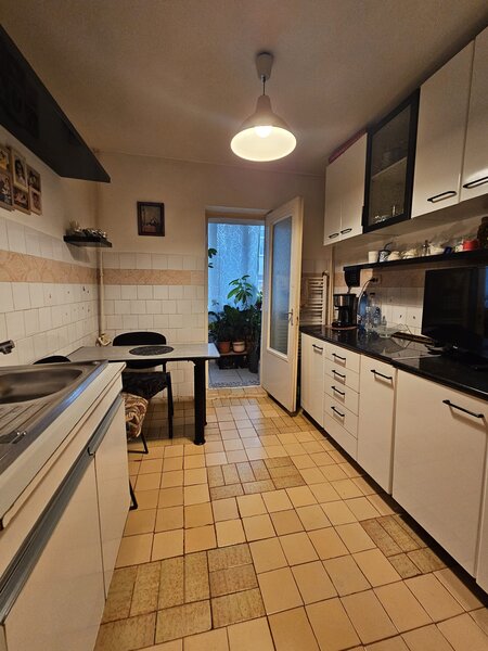 Herastrau, proprietar, 2 camere decomandat,  350m, 500m m6, etaj 2/4,